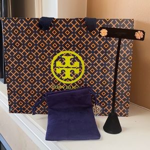 Tory Burch small T logo studs- rose gold